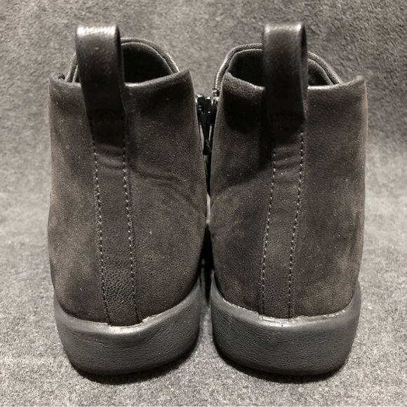 Cloudsteppers by Clarks Sillian Gemma Black Ankle Boots Women’s Booties Size 6.5 - Picture 4 of 10